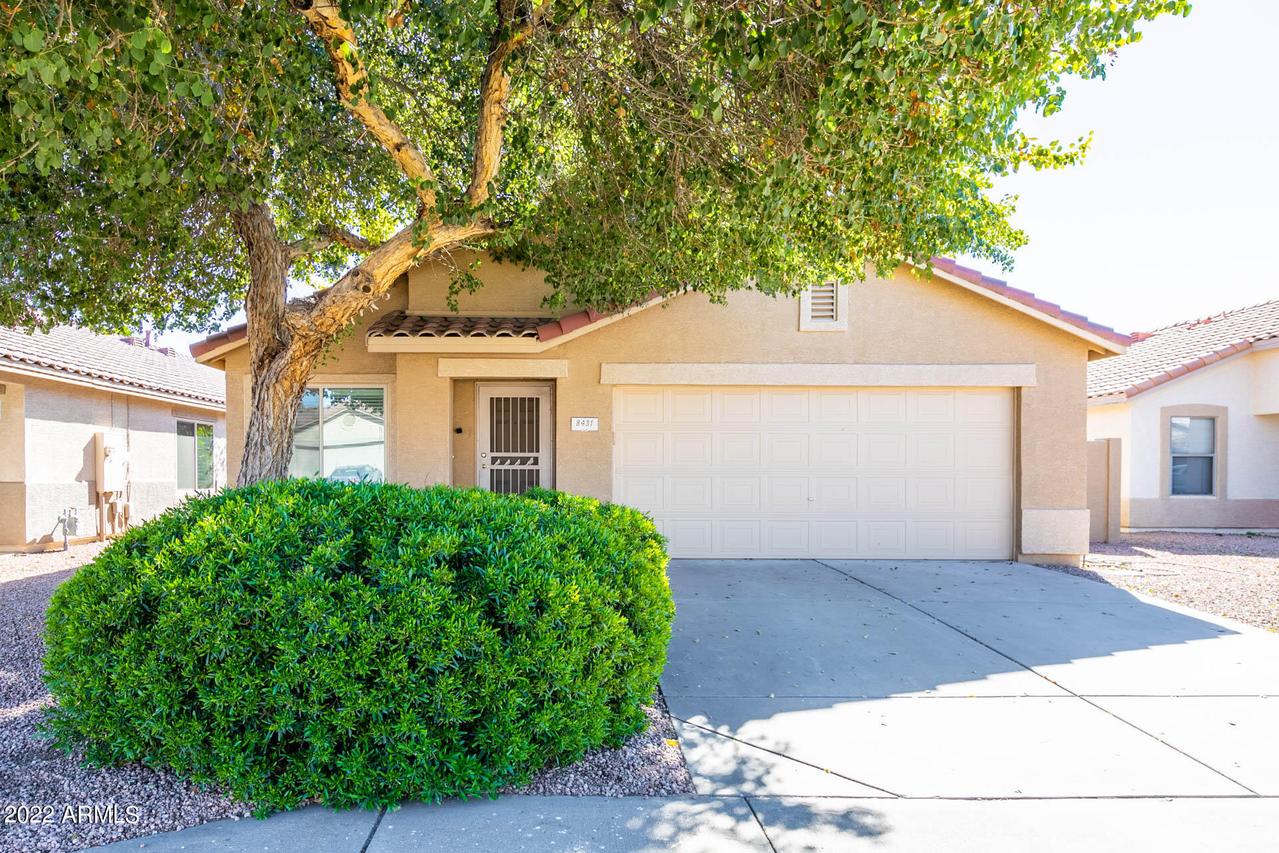 8431 E Milagro Cir., Mesa, AZ 85208