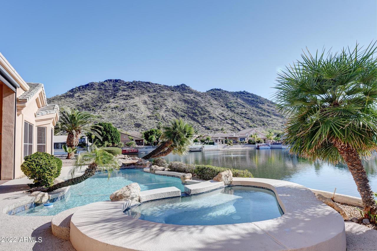 5275 W Quail Ave., Glendale, AZ 85308