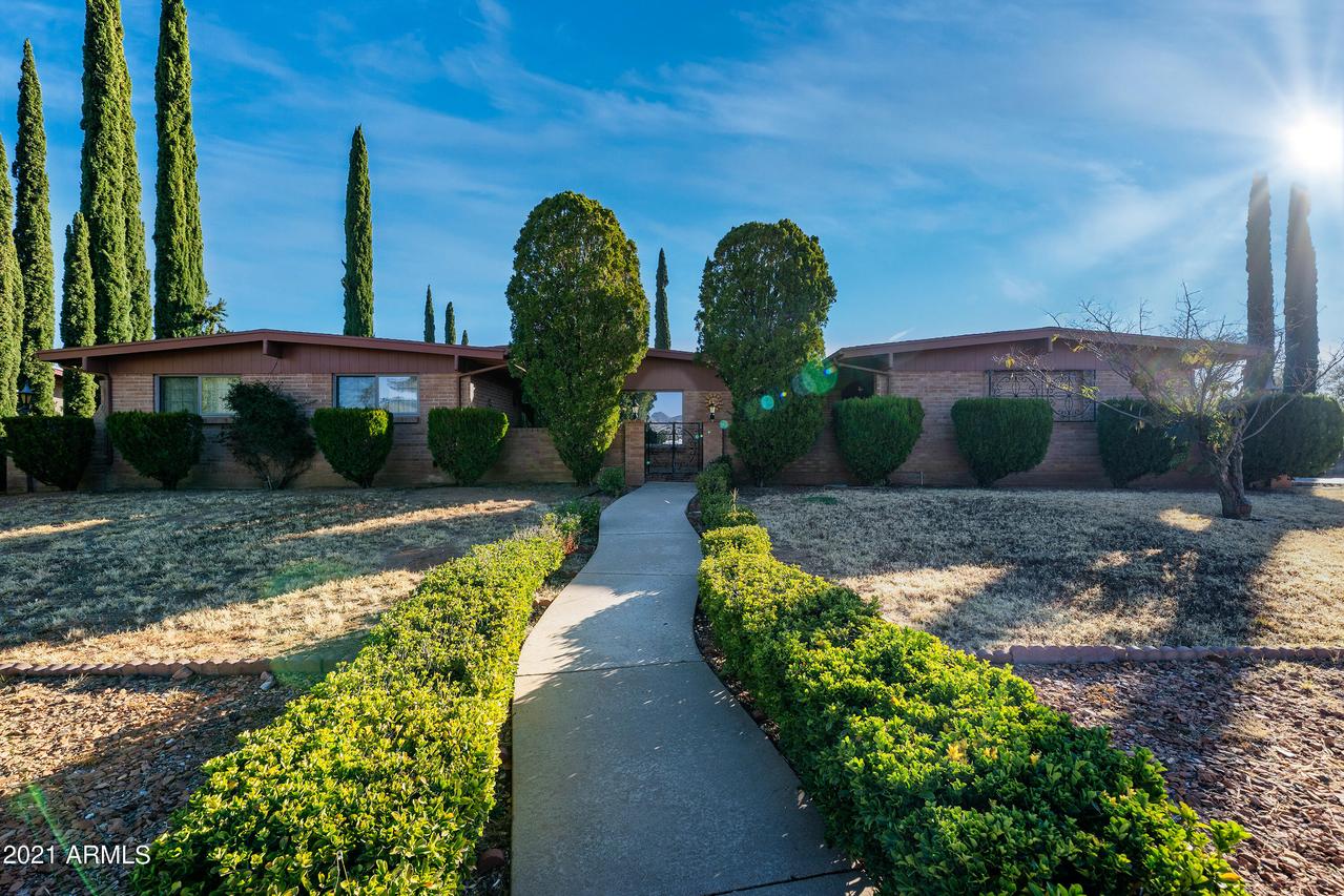 1897 Regency Dr., Sierra Vista, AZ 85635