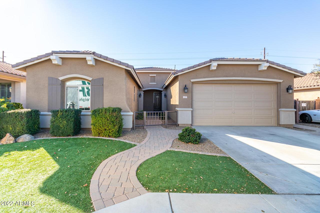 1239 W Fir Tree Rd., San Tan Valley, AZ 85140