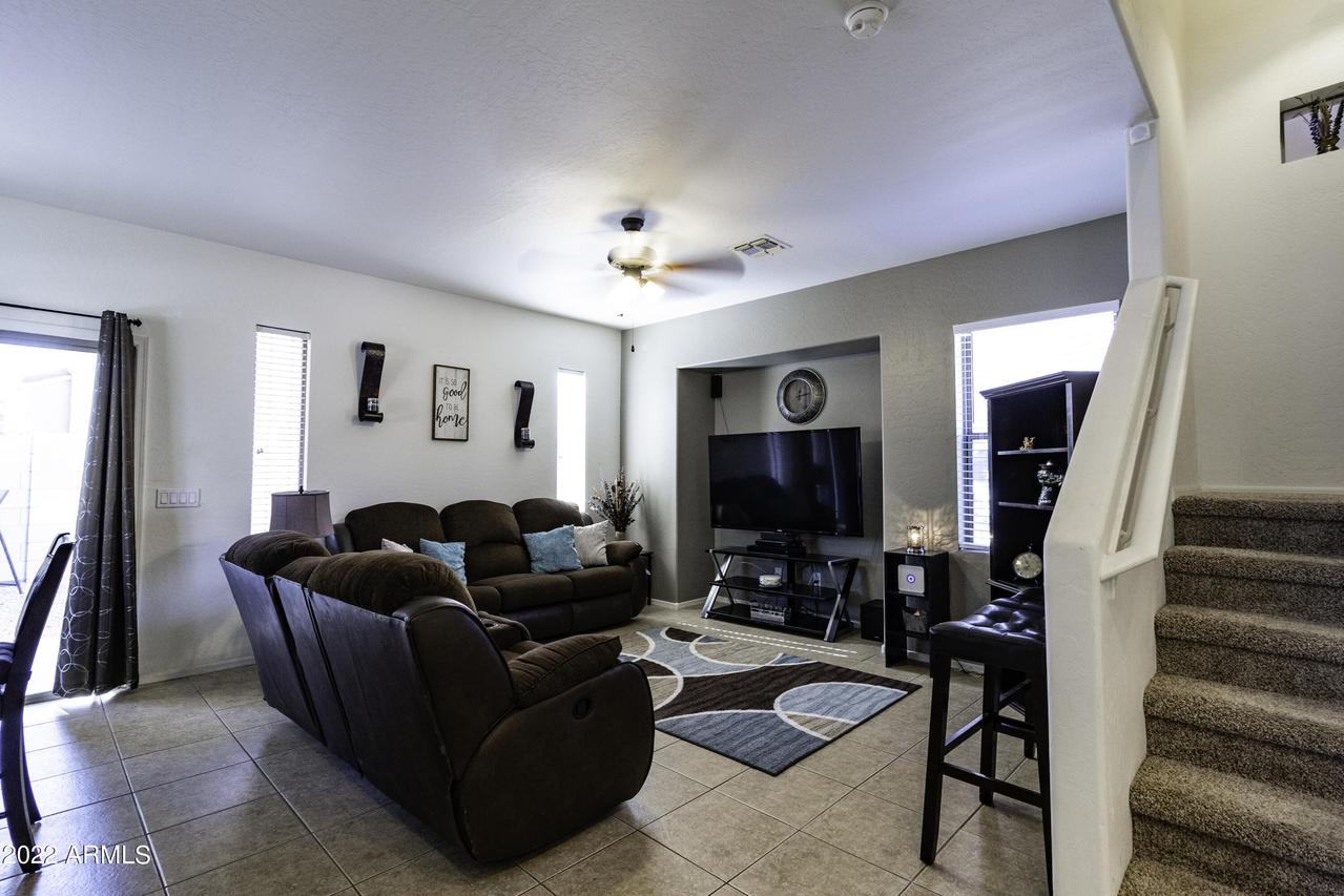 7512 S 14th St., Phoenix, AZ 85042