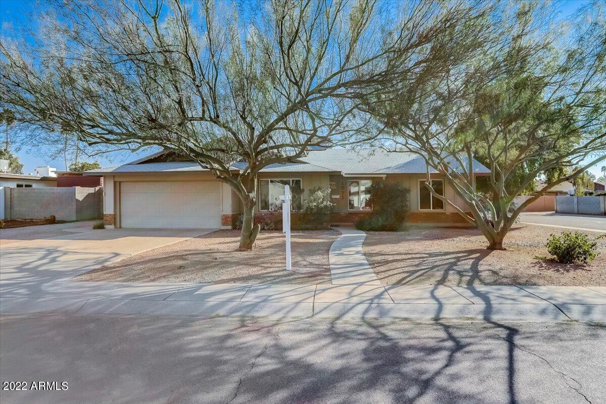 1971 E Del Rio Dr., Tempe, AZ 85282