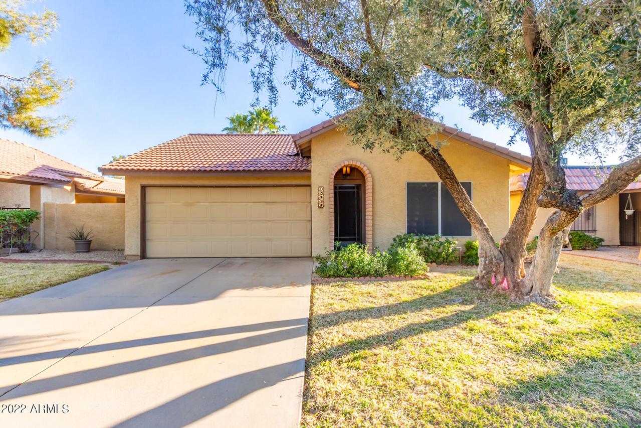 12049 S Potomac St., Phoenix, AZ 85044