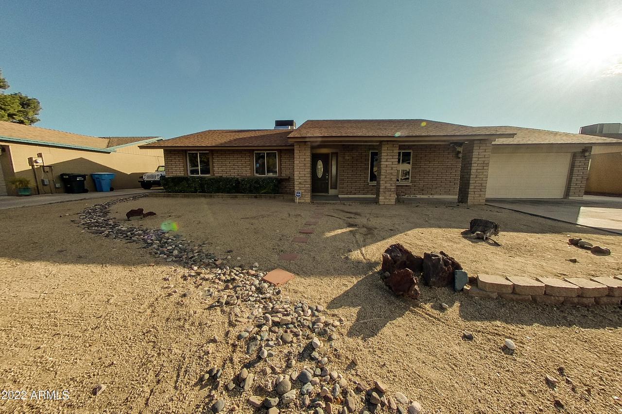 3939 W Anderson Dr., Glendale, AZ 85308