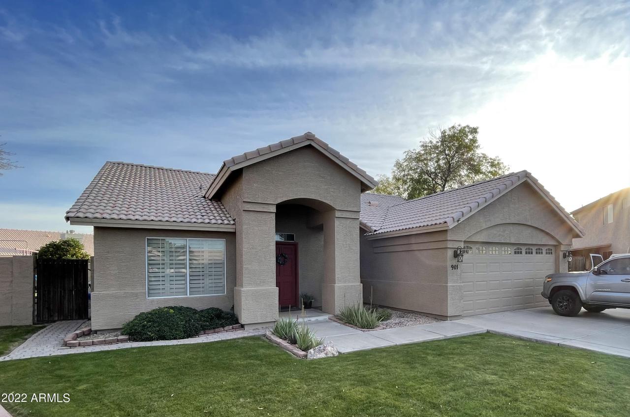 901 N Cobblestone St., Gilbert, AZ 85234