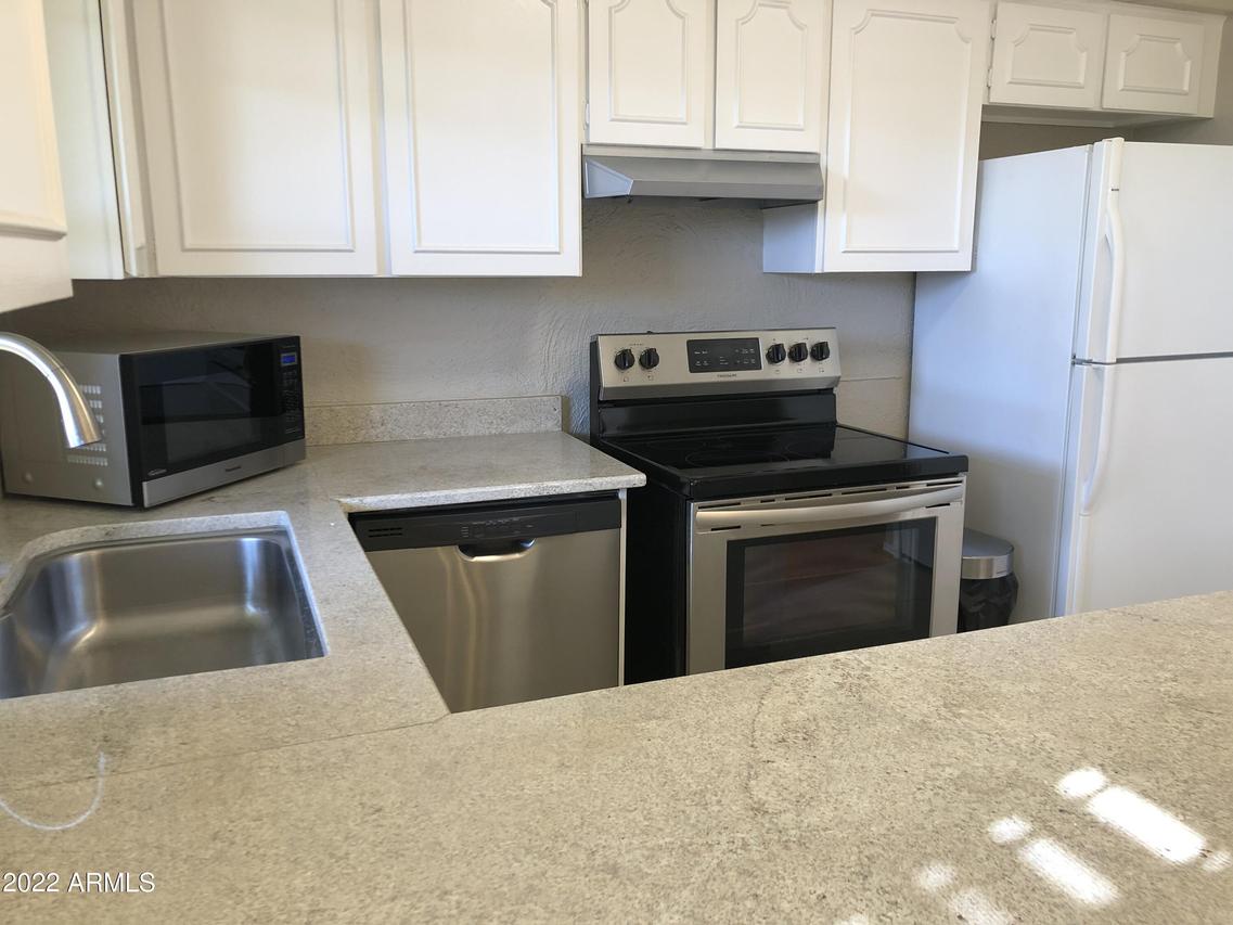 6348 N 7th Ave. #11, Phoenix, AZ 85013