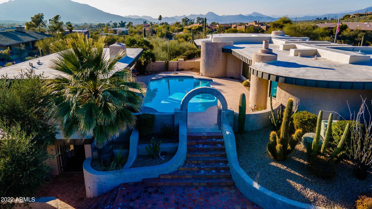 8535 E Dog Leg Dr., Carefree, AZ 85377
