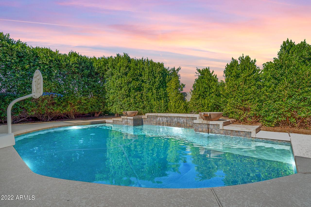 826 W Allen St., Phoenix, AZ 85041