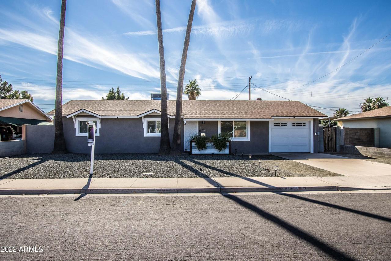 1049 E Dolphin Ave., Mesa, AZ 85204