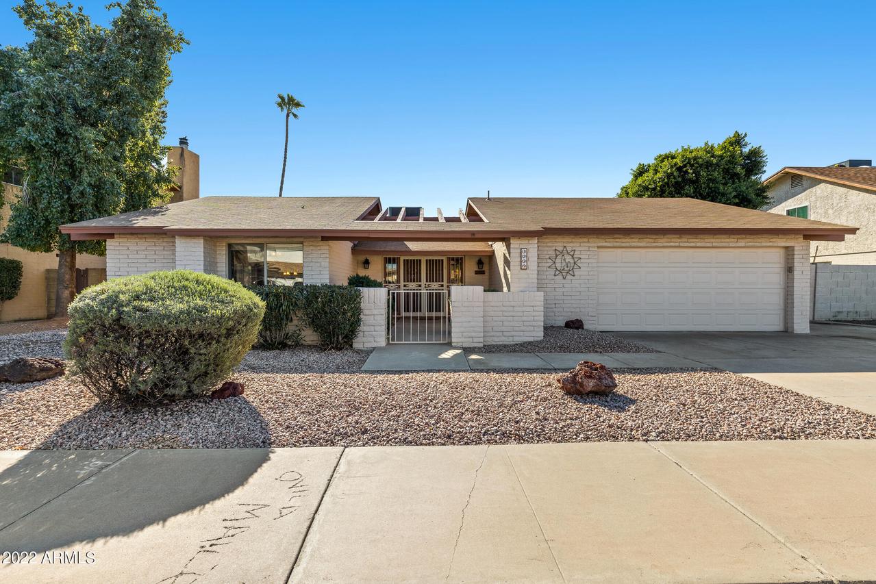 1239 W Medina Ave., Mesa, AZ 85202