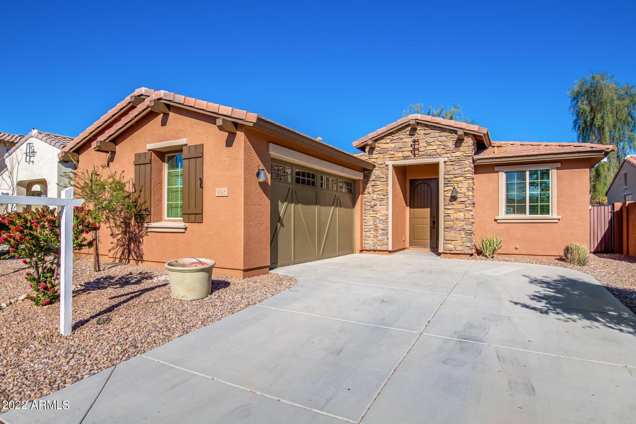 9368 W Sweetwater Dr., Peoria, AZ 85381