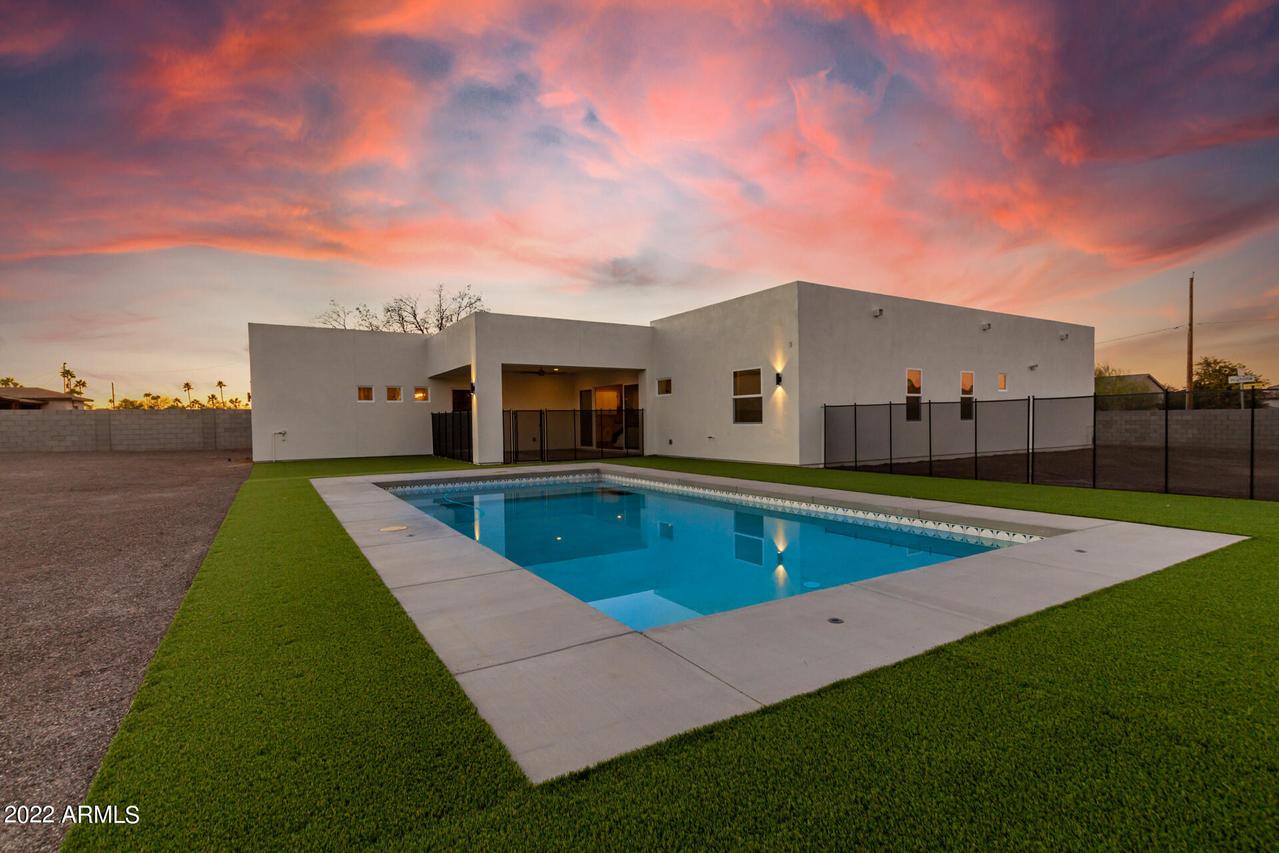 745 E Highline Canal Rd., Phoenix, AZ 85042