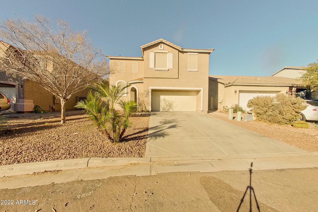 40360 N Domiano St., San Tan Valley, AZ 85140
