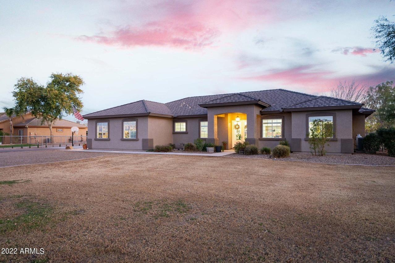 15105 E Via De Olivos Rd., Chandler, AZ 85249