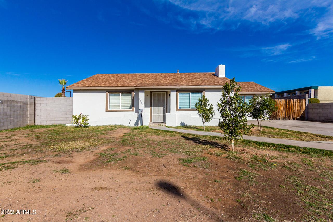 2502 E Edgemont Ave., Phoenix, AZ 85008