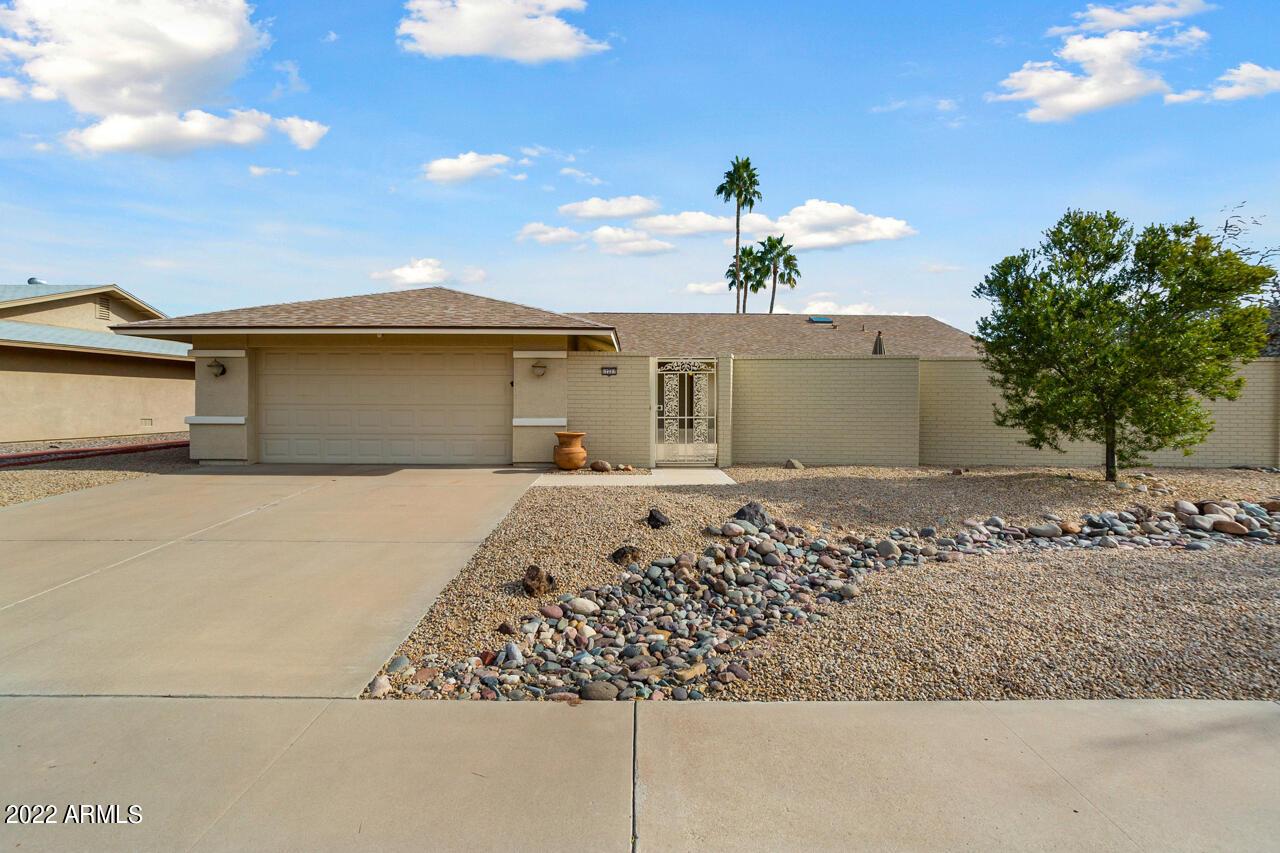 17227 N Foothills Dr., Sun City, AZ 85373