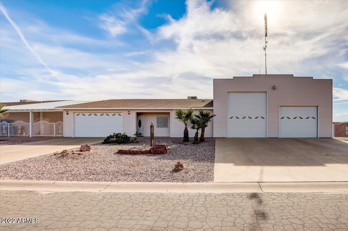 8235 W Raven Dr., Arizona City, AZ 85123