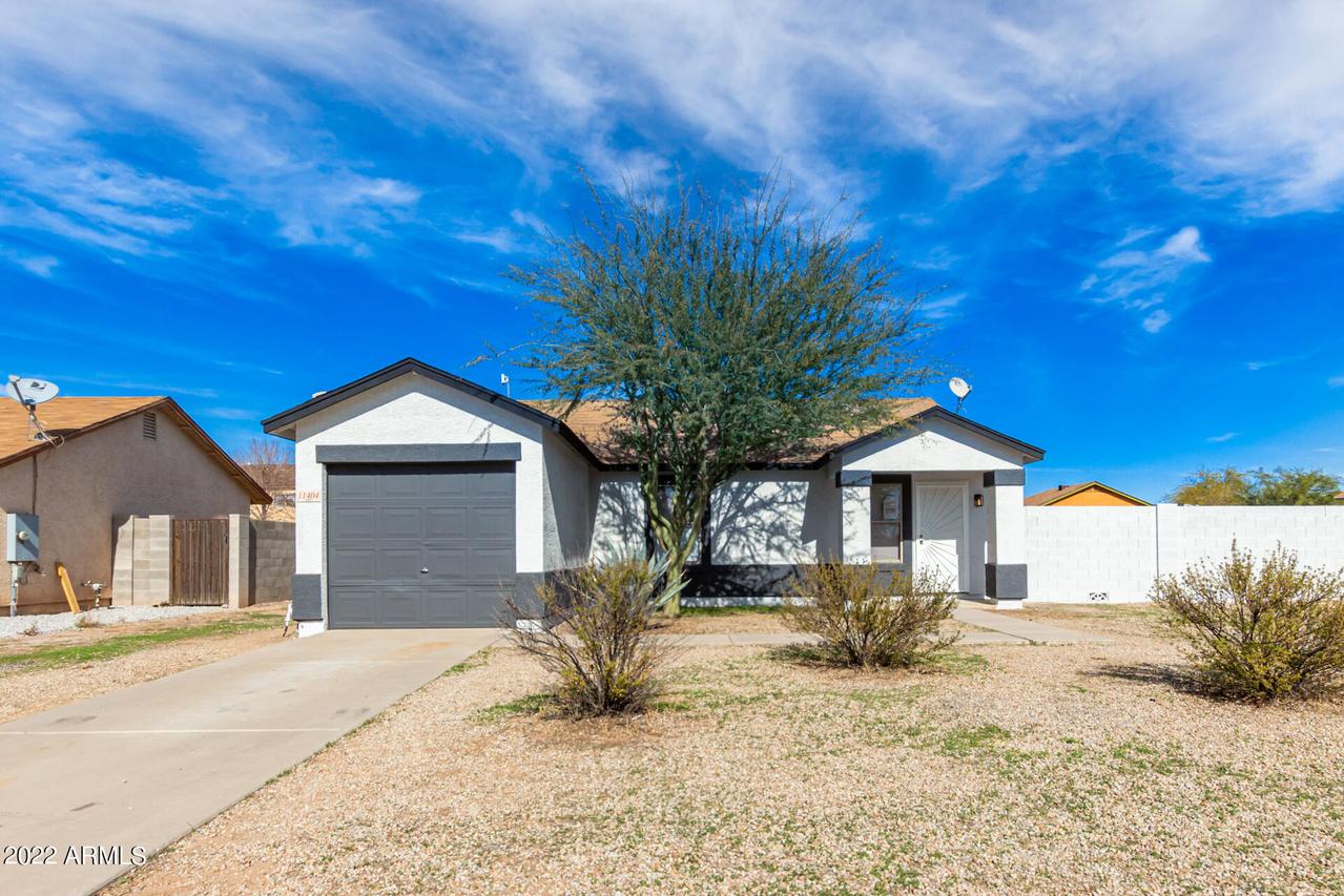 11404 W Lobo Dr., Arizona City, AZ 85123