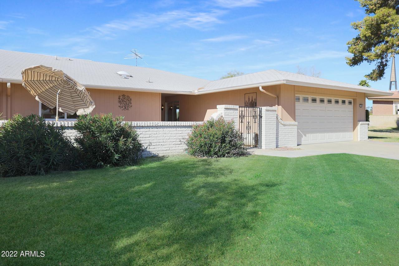 9889 W Spanish Moss Ct., Sun City, AZ 85373