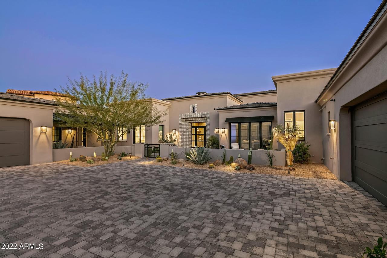 10281 E Aniko Dr., Scottsdale, AZ 85262