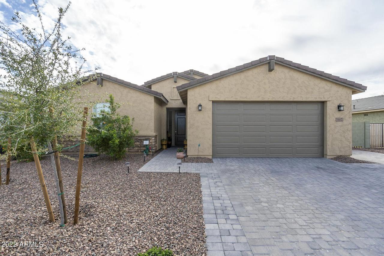 18613 W Lawrence Ln., Waddell, AZ 85355