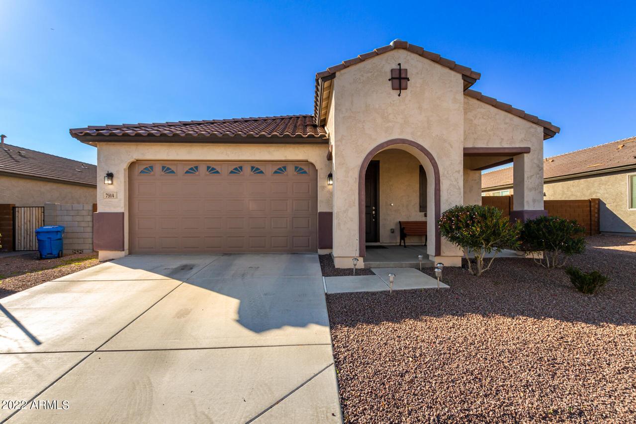 7914 S 33rd Ln., Laveen, AZ 85339