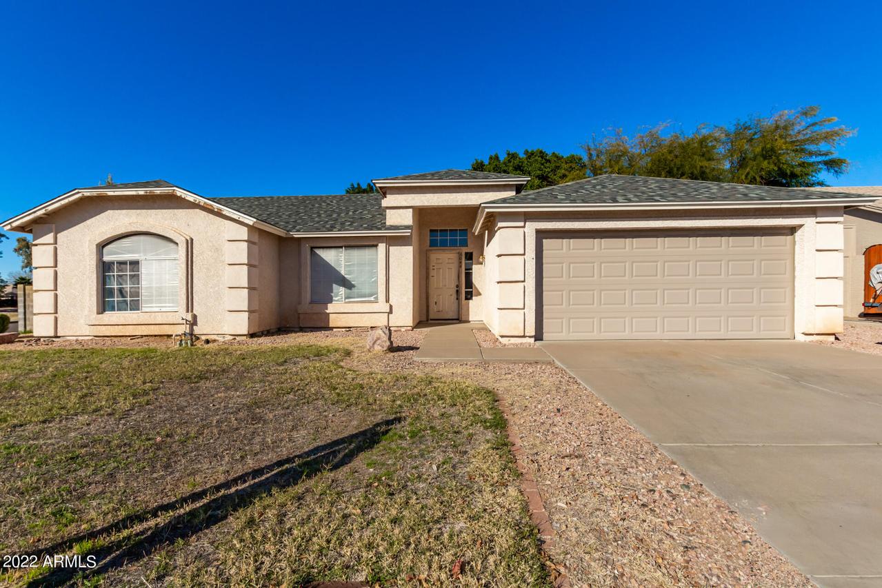 6044 E Glencove St., Mesa, AZ 85205