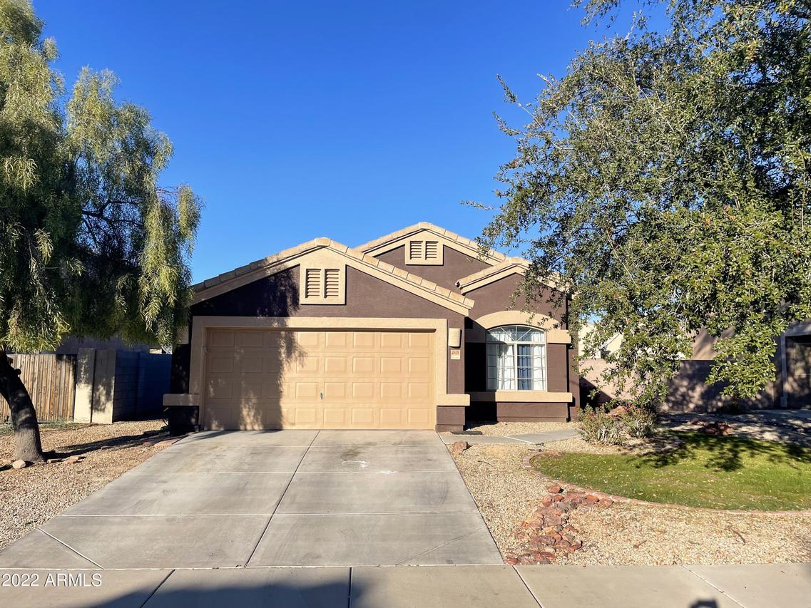 2436 W Hayden Peak Dr., San Tan Valley, AZ 85144