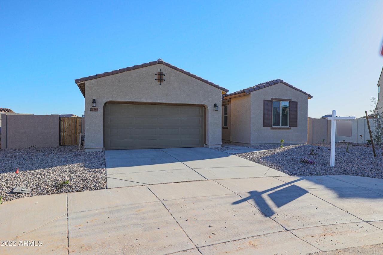 22585 N Diamond Dr., Maricopa, AZ 85138