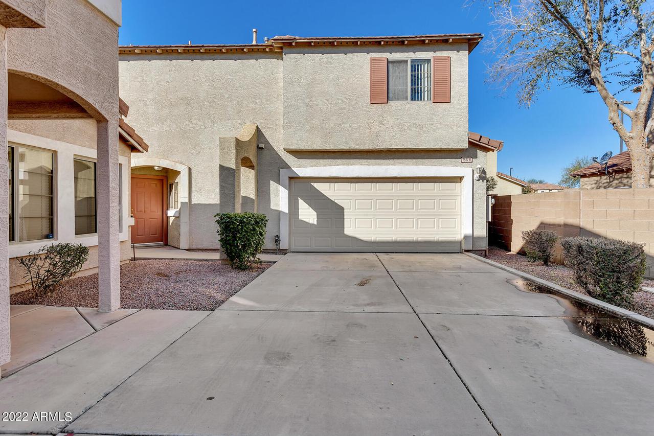 1551 E Betsy Ln. #B, Gilbert, AZ 85296