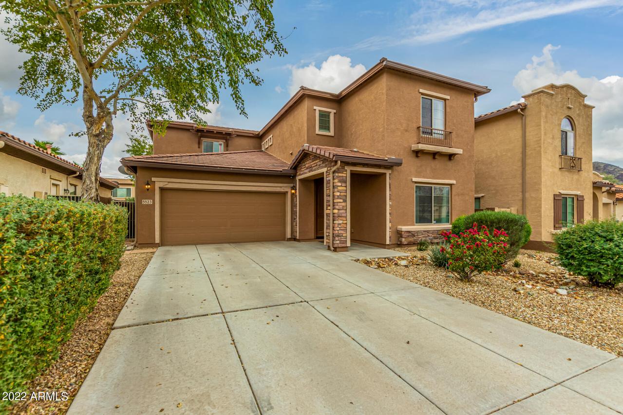 5523 W Molly Ln., Phoenix, AZ 85083