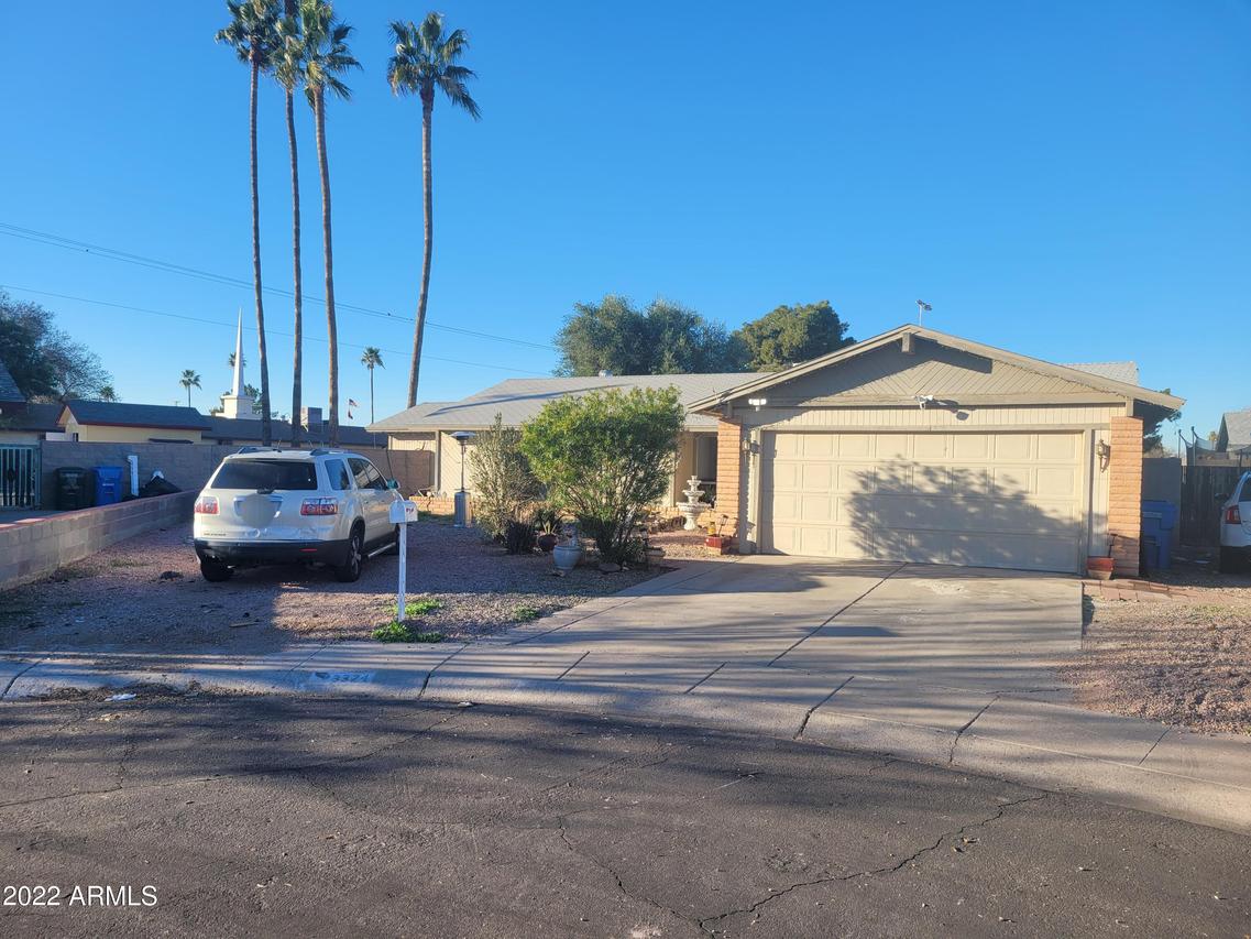 3324 N 79th Ave., Phoenix, AZ 85033