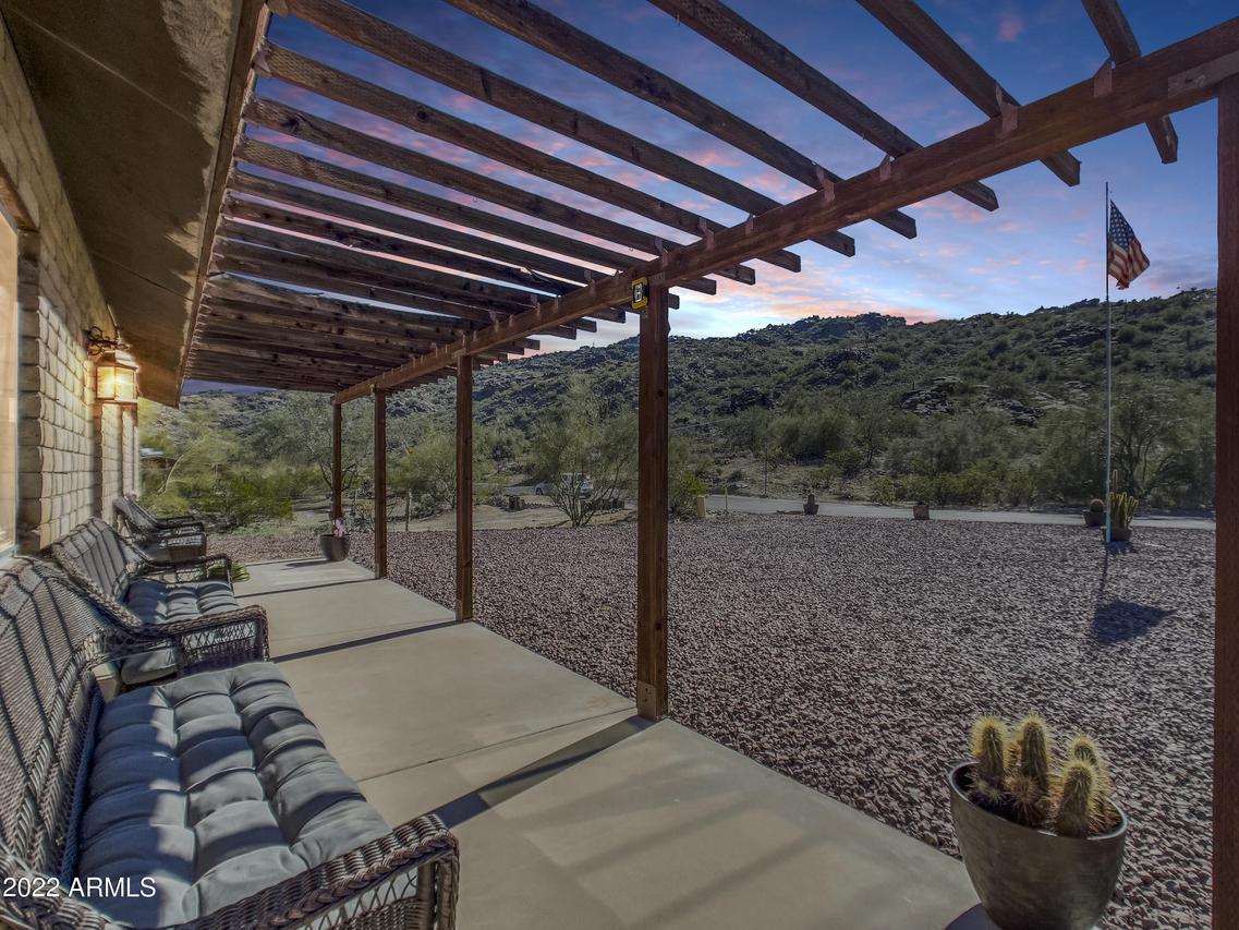 2440 E Valley View Dr., Phoenix, AZ 85042