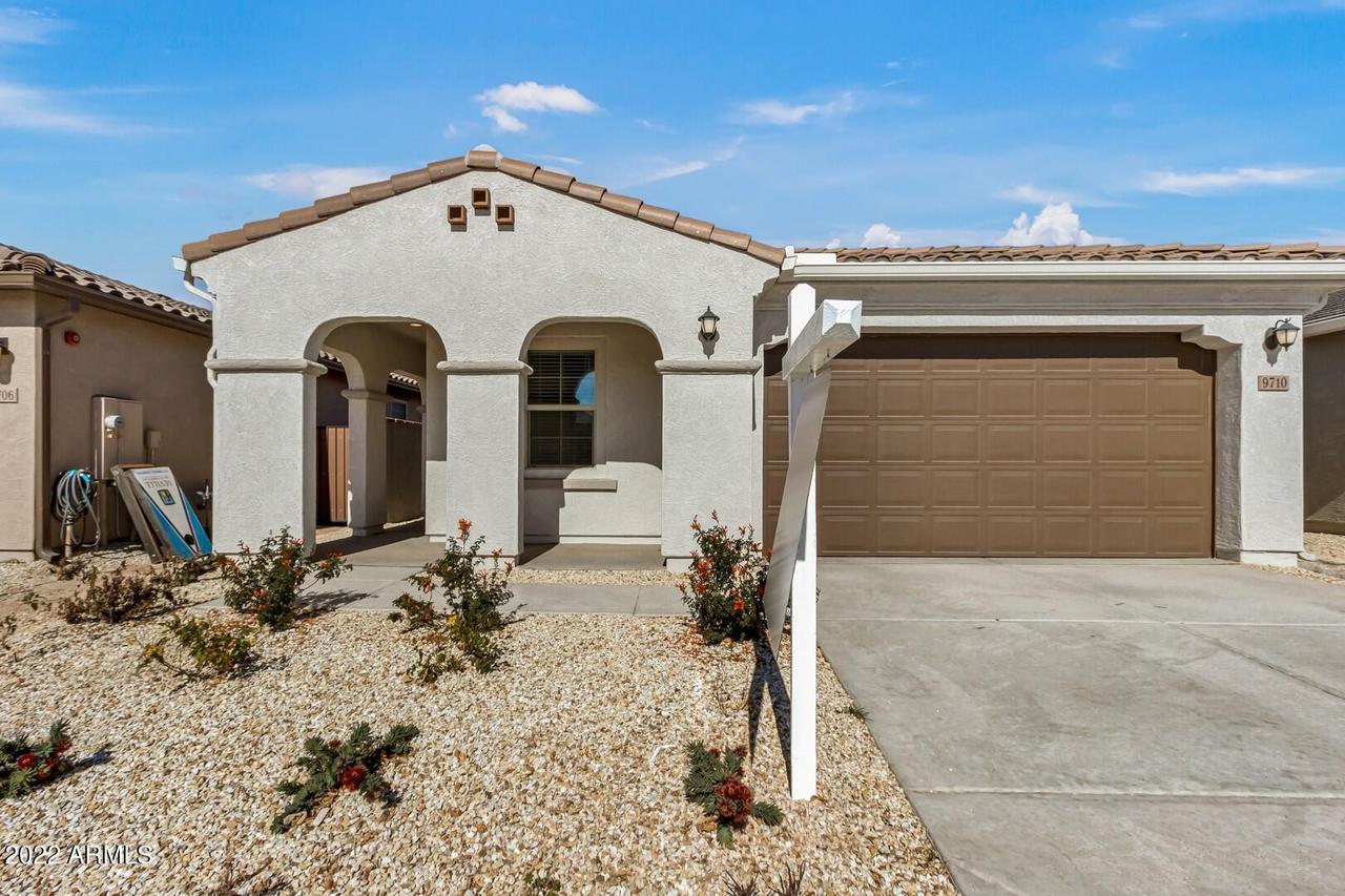 9710 E Tahoe Cir., Mesa, AZ 85212