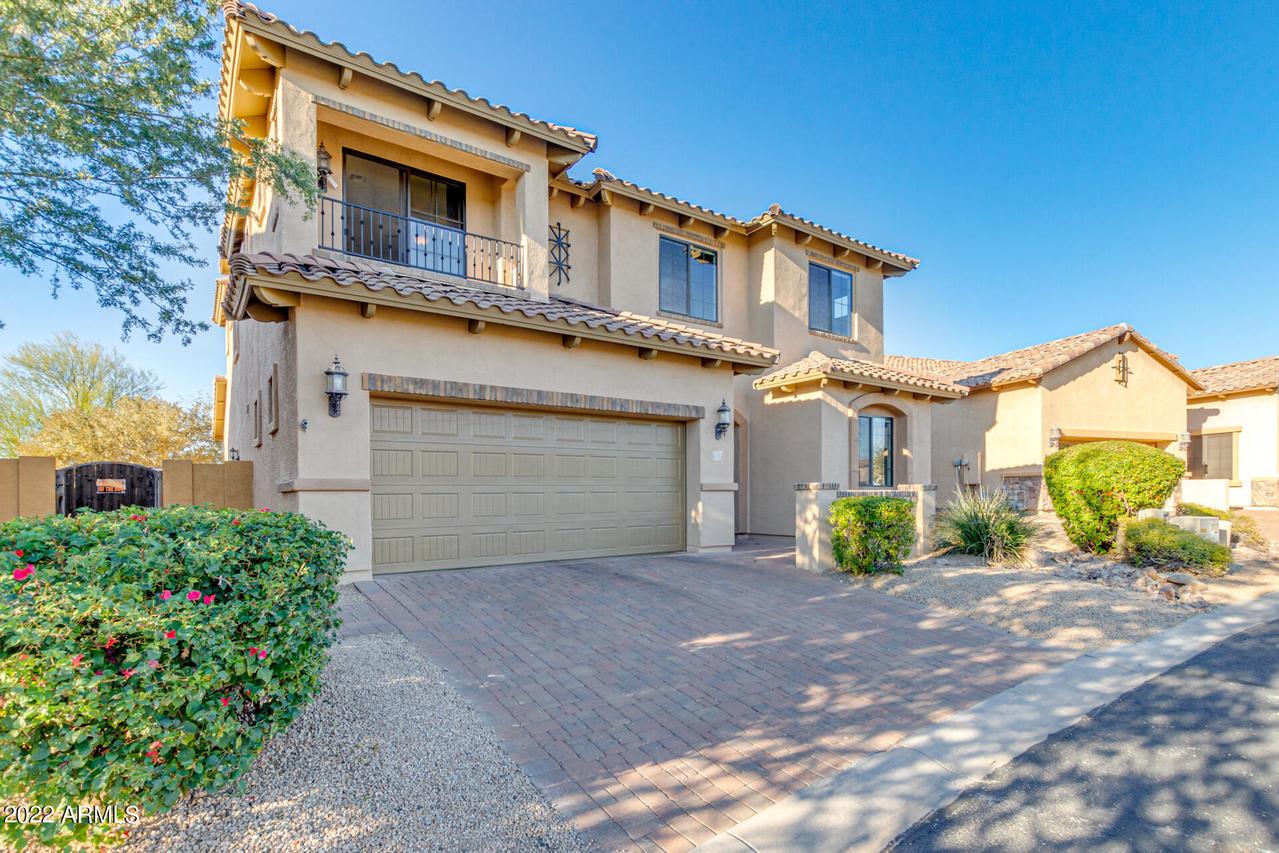 8216 E Jaeger St., Mesa, AZ 85207