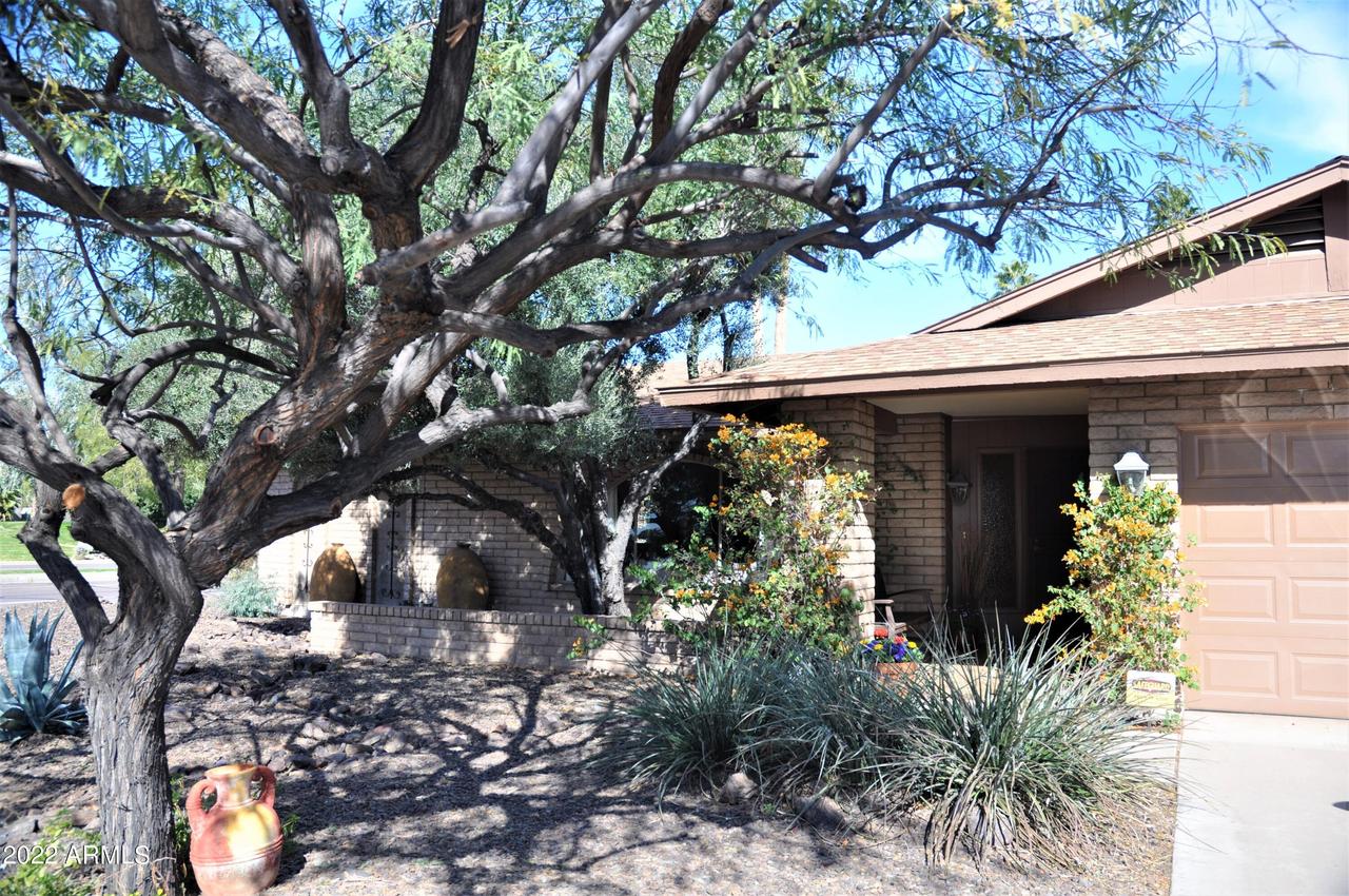 8304 E Via De La Escuela, Scottsdale, AZ 85258