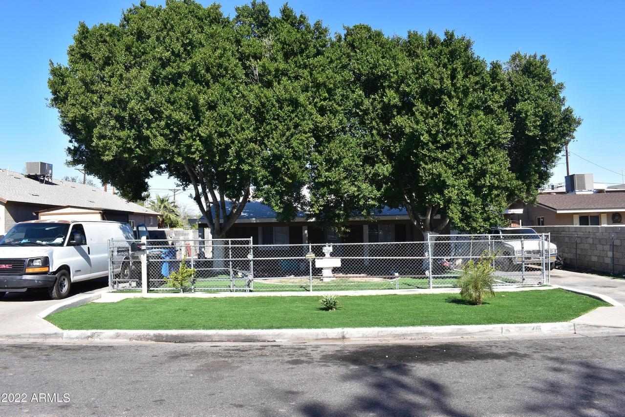 2544 W Coolidge St., Phoenix, AZ 85017