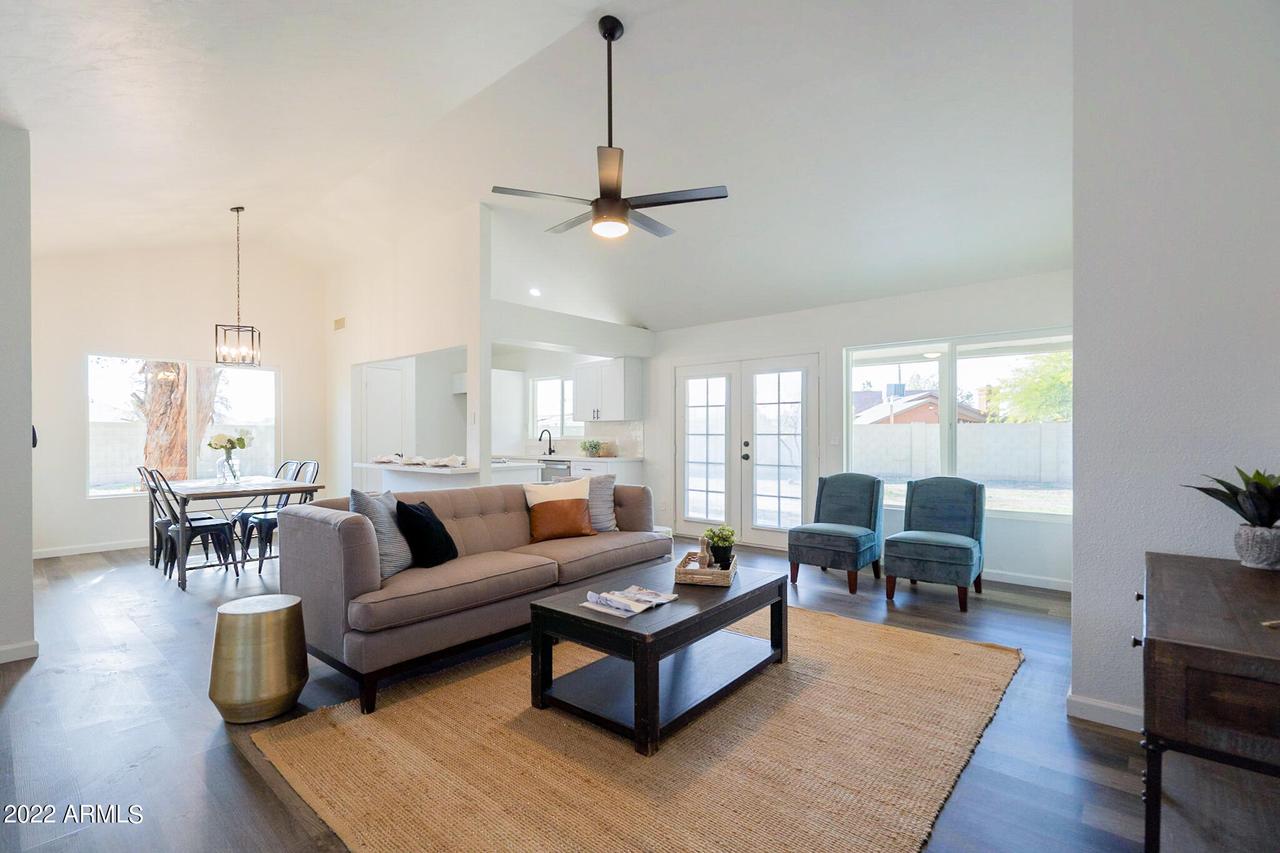 4528 W Kristal Way, Glendale, AZ 85308