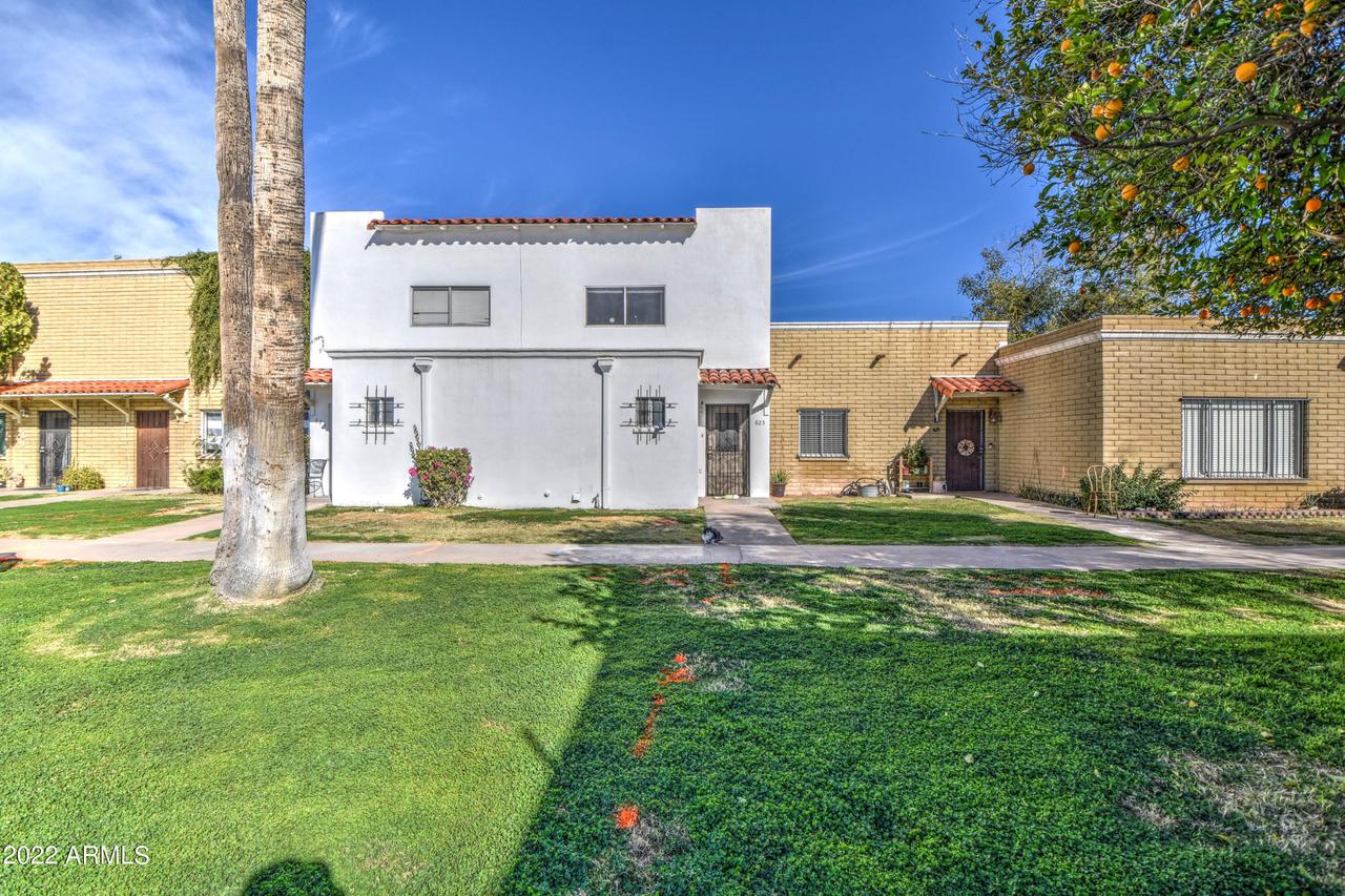 623 N Pioneer Cir., Mesa, AZ 85203