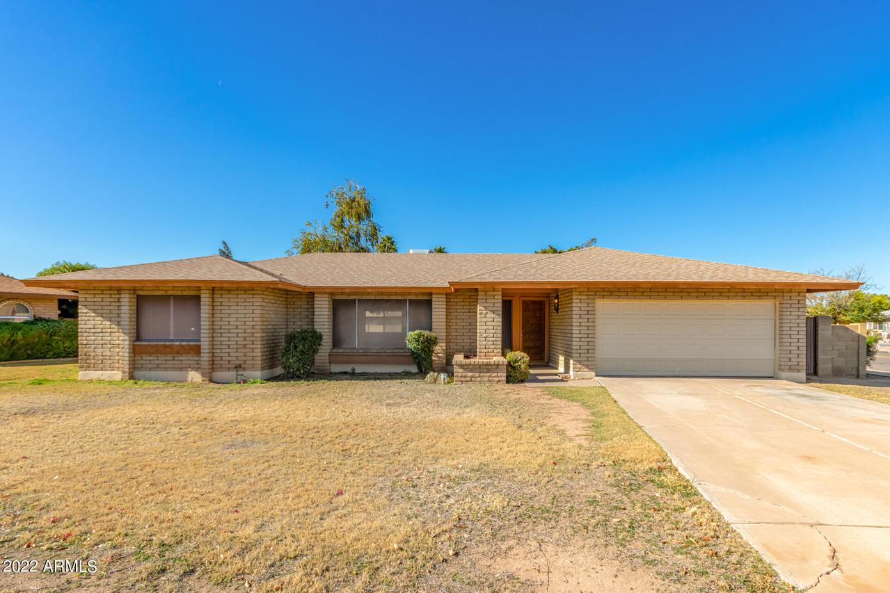 2025 E Watson Dr., Tempe, AZ 85283