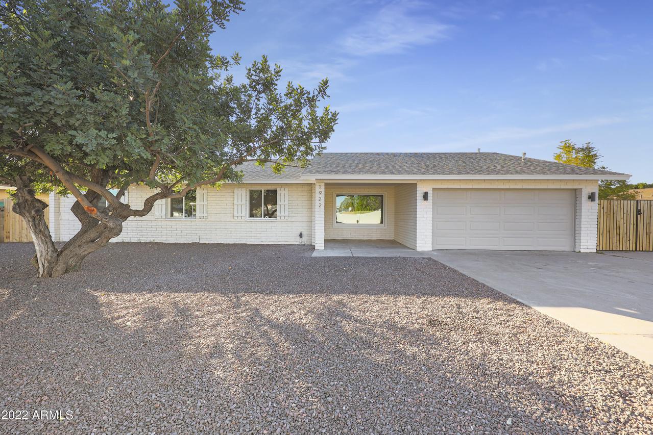 19224 N 19th Dr., Phoenix, AZ 85027