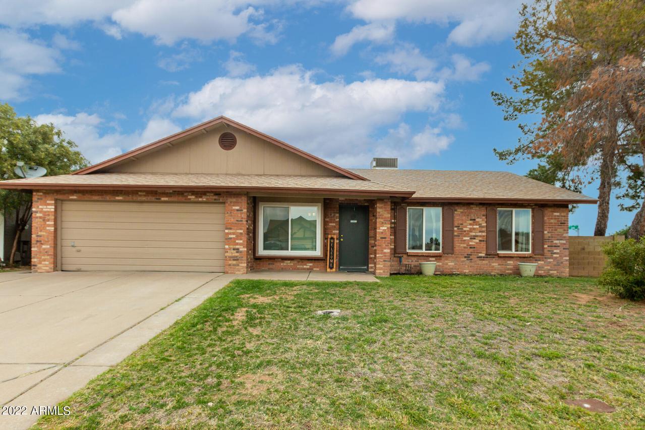 2366 E Calypso Ave., Mesa, AZ 85204