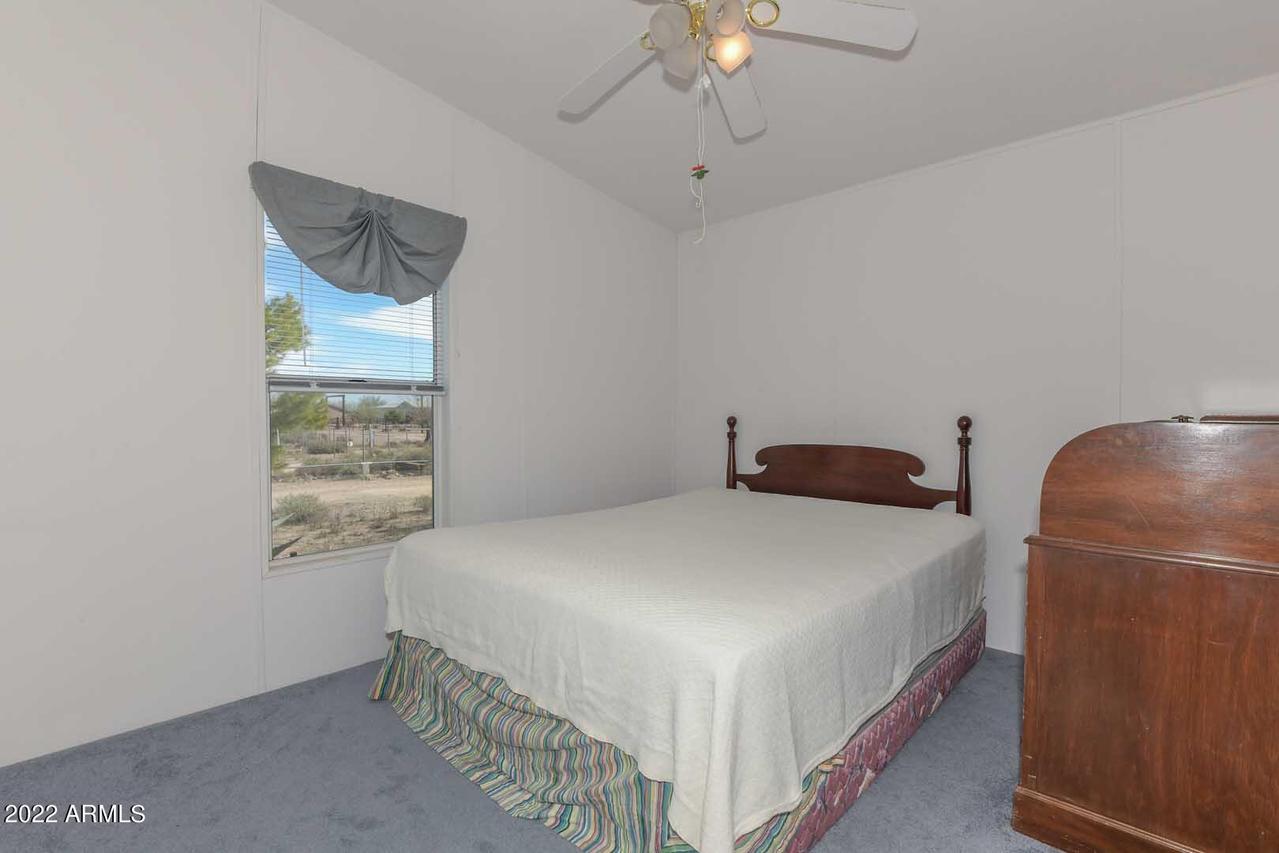 40518 N 251 St Ave., Morristown, AZ 85342