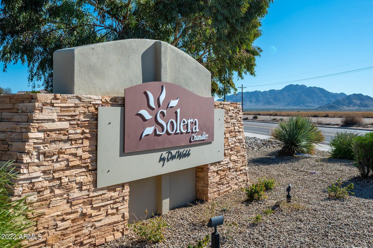 3030 E Gleneagle Dr., Chandler, AZ 85249
