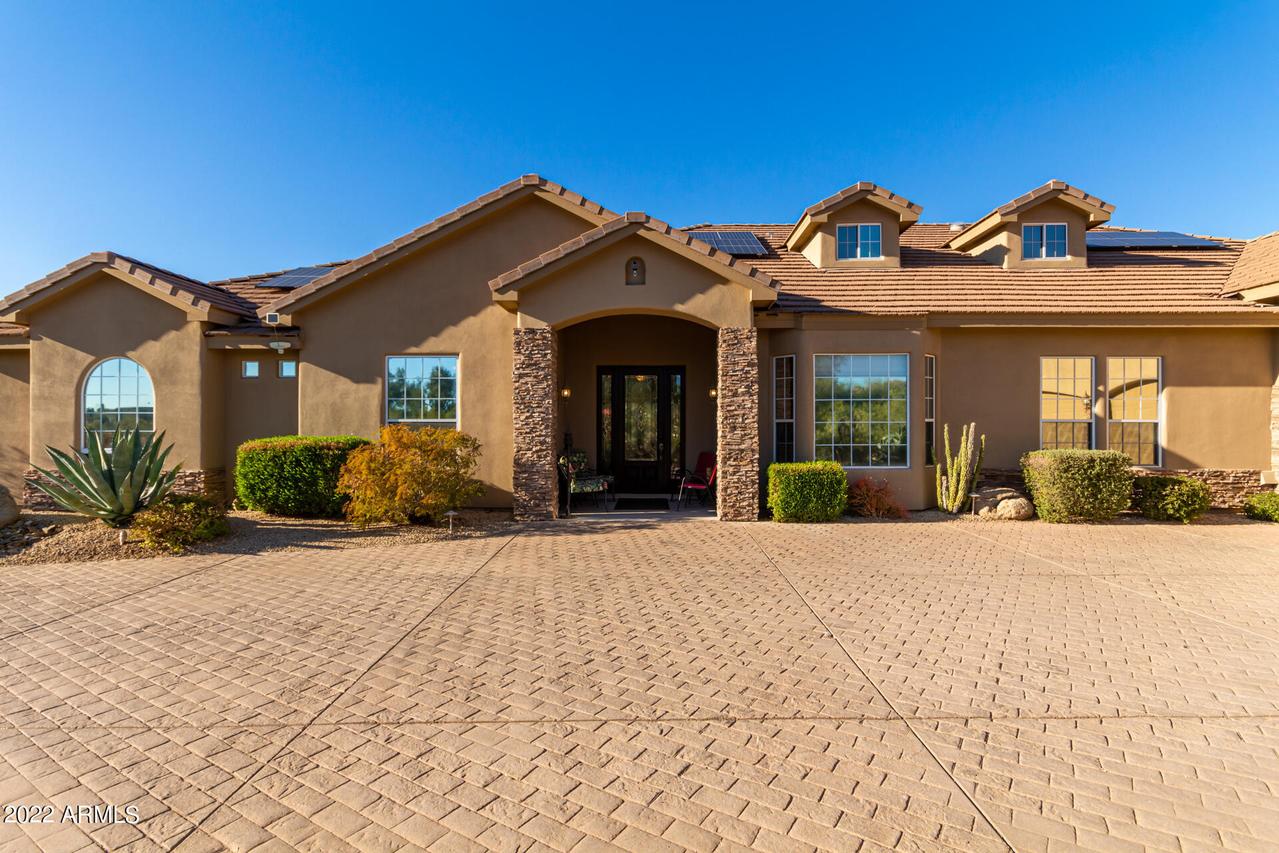 7868 E Stagecoach Pass Rd., Carefree, AZ 85377