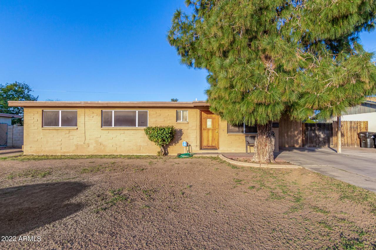 15222 N Flamenco Dr., Phoenix, AZ 85053