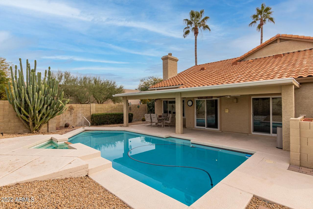 4646 E Villa Rita Dr., Phoenix, AZ 85032