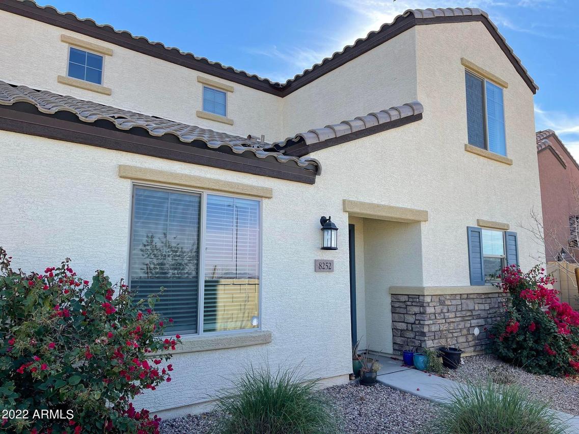 8252 W Illini St., Phoenix, AZ 85043