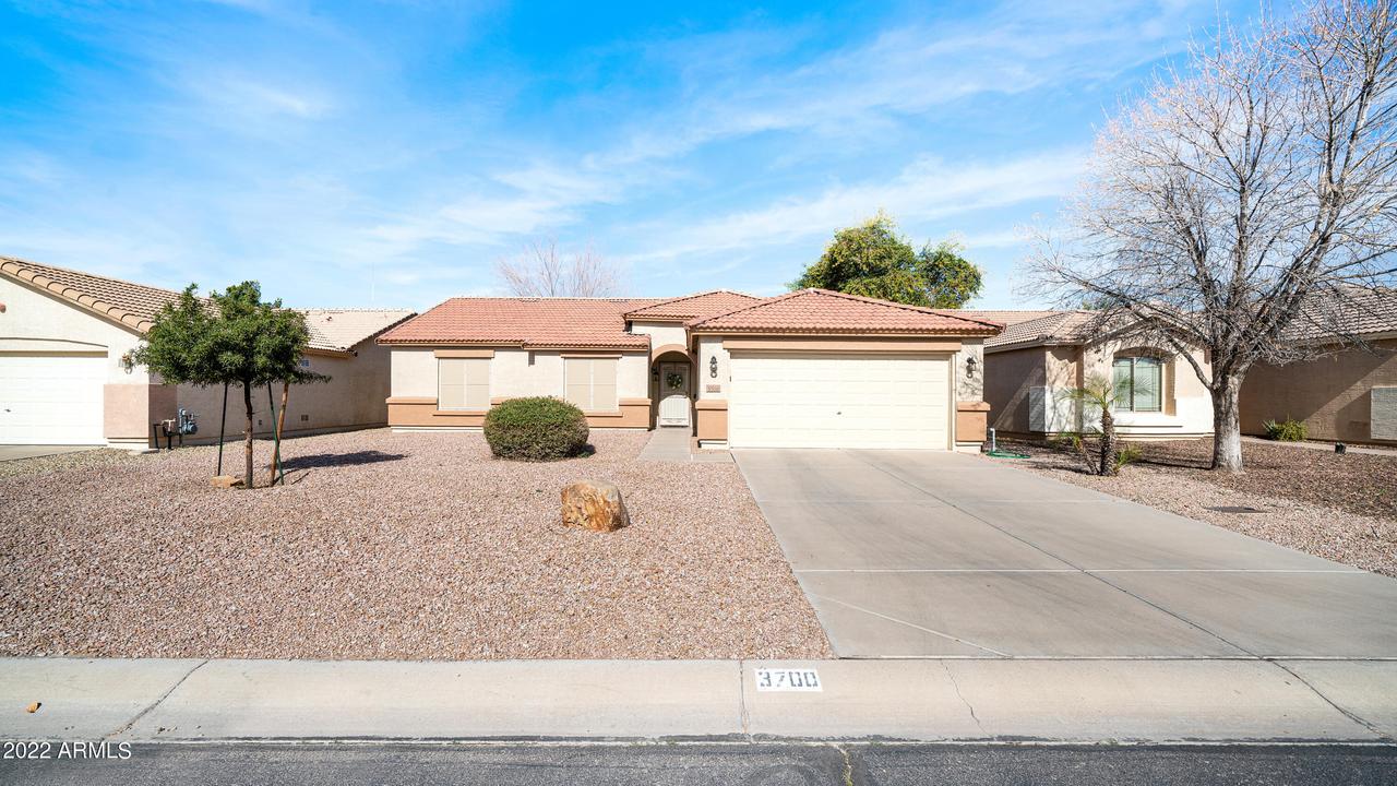 3700 E Elmington Cir., San Tan Valley, AZ 85140