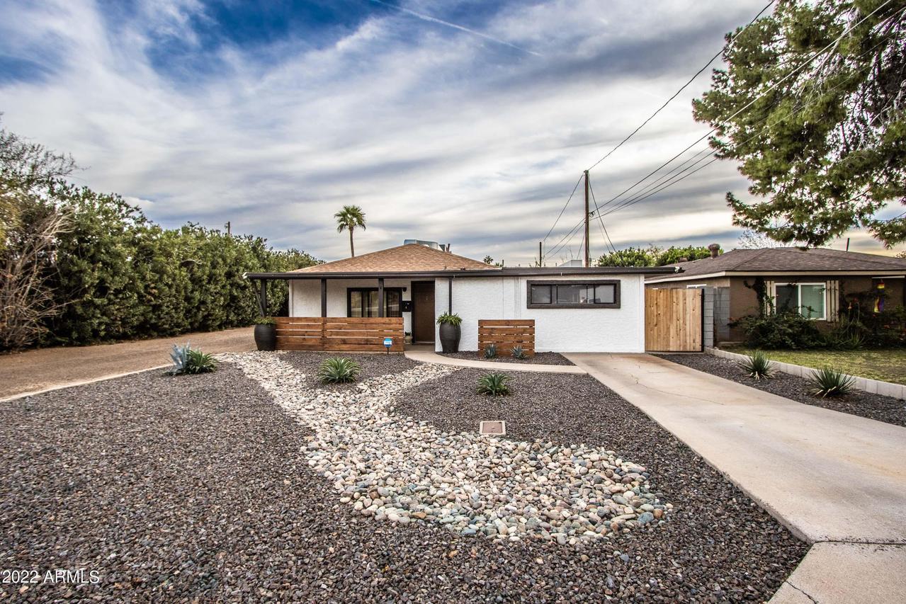 755 W Coolidge St., Phoenix, AZ 85013
